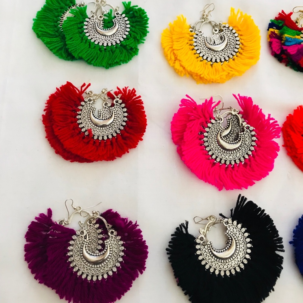 ⭐️HP⭐️ Tassel Fringe Queen / CODE: ER 28 - Picture 3 of 8
